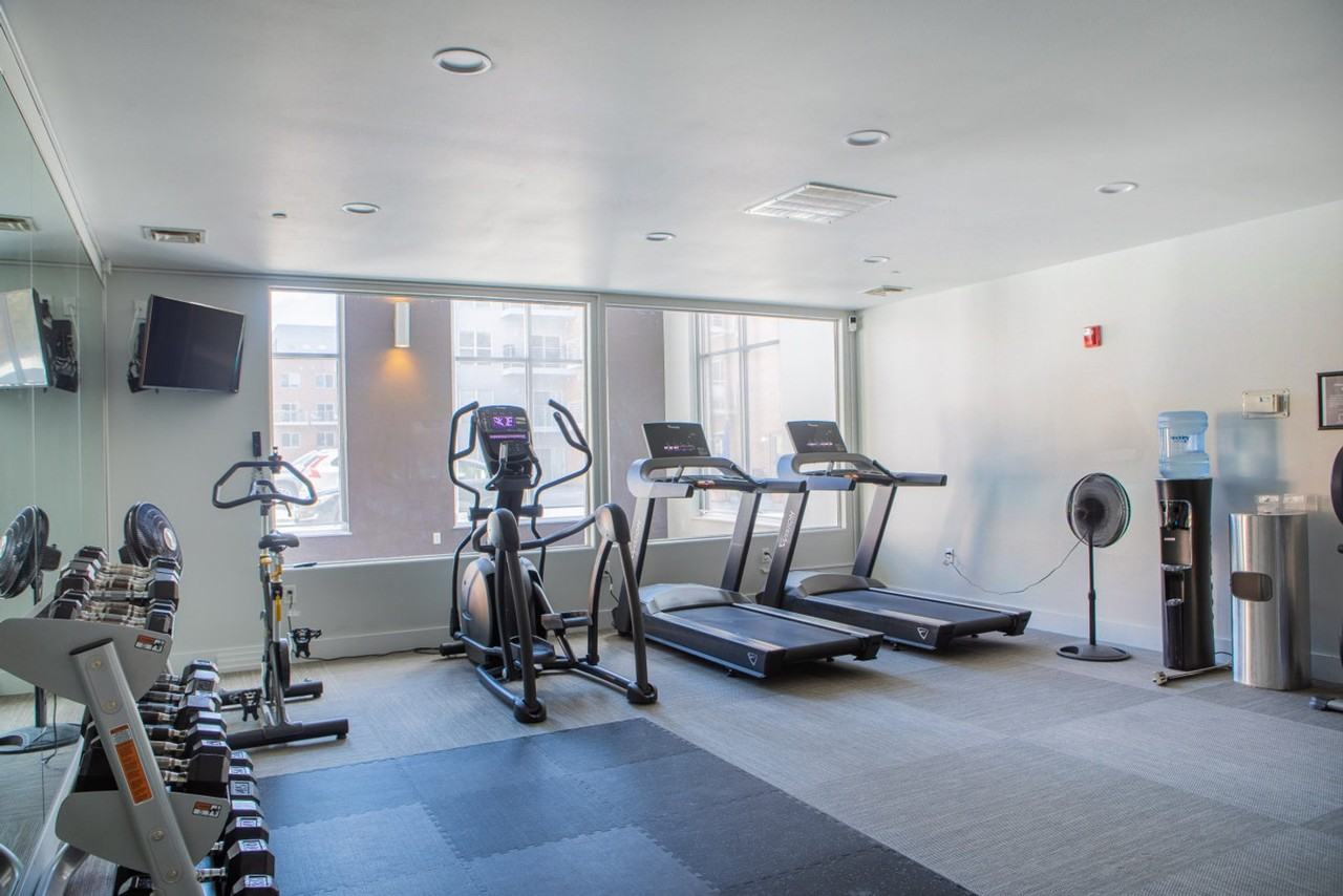 132 N Jefferson St #1379058P - Photo 4 of 25