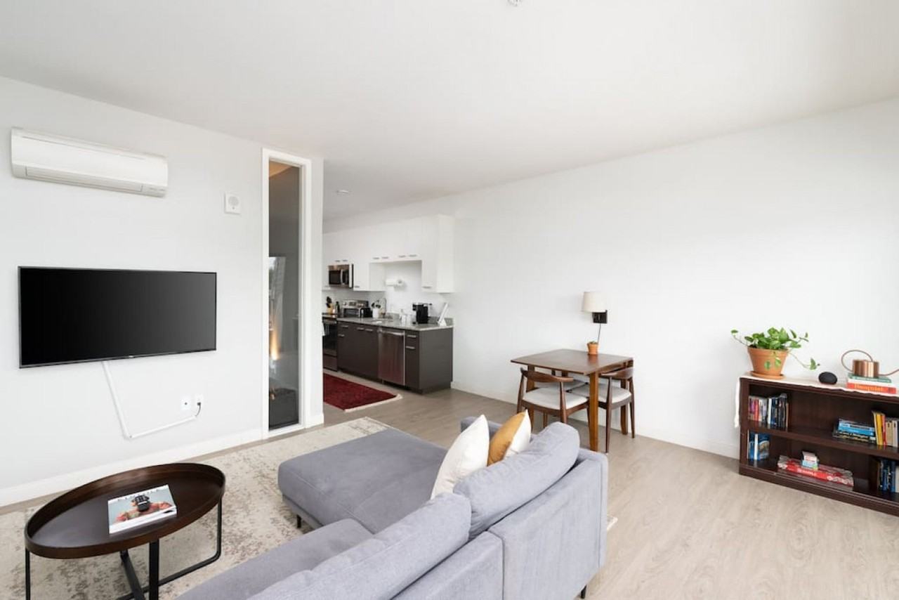 211 W Mineral St #1379007P - Photo 6 of 17