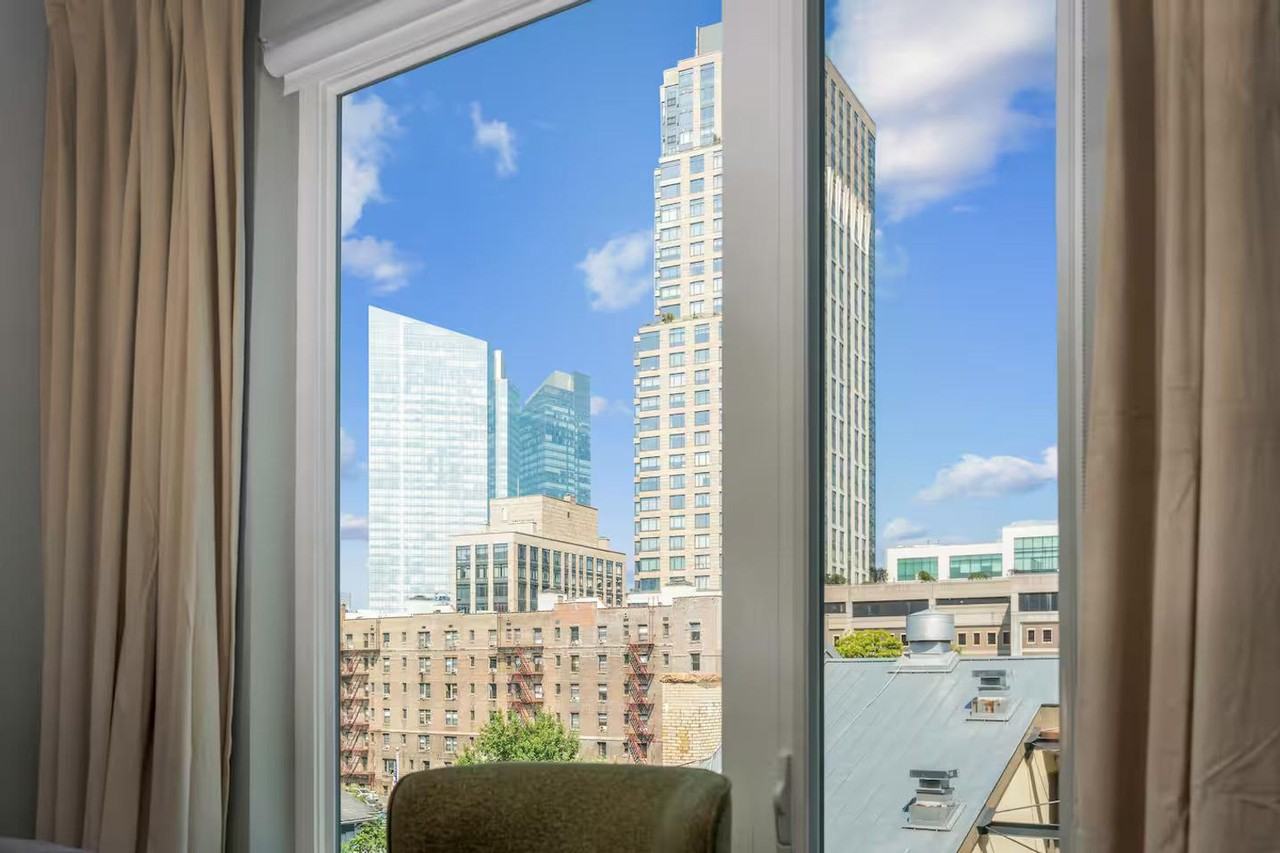 51 S Broadway #1380128P - Photo 5 of 29