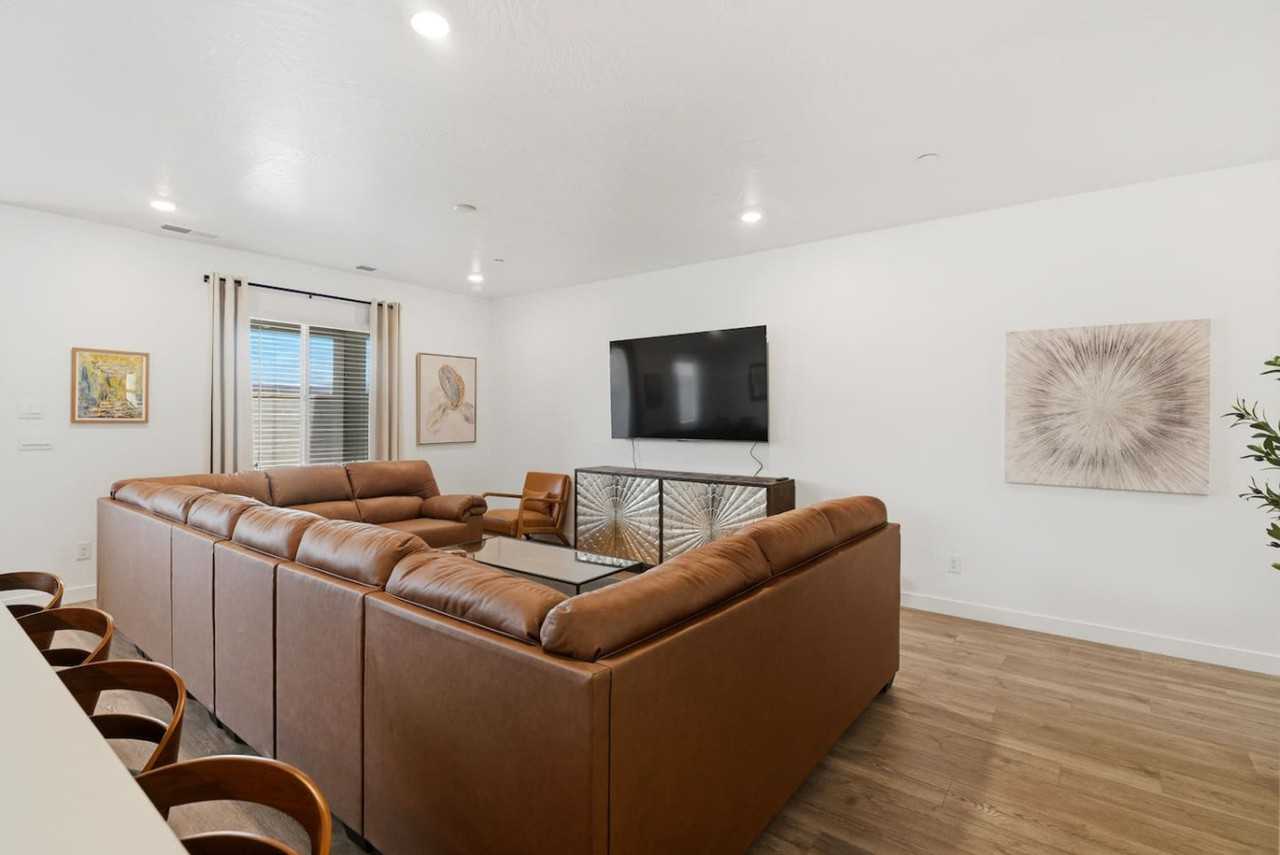 1706 S Ripple Rock Dr #1373714P - Photo 5 of 50