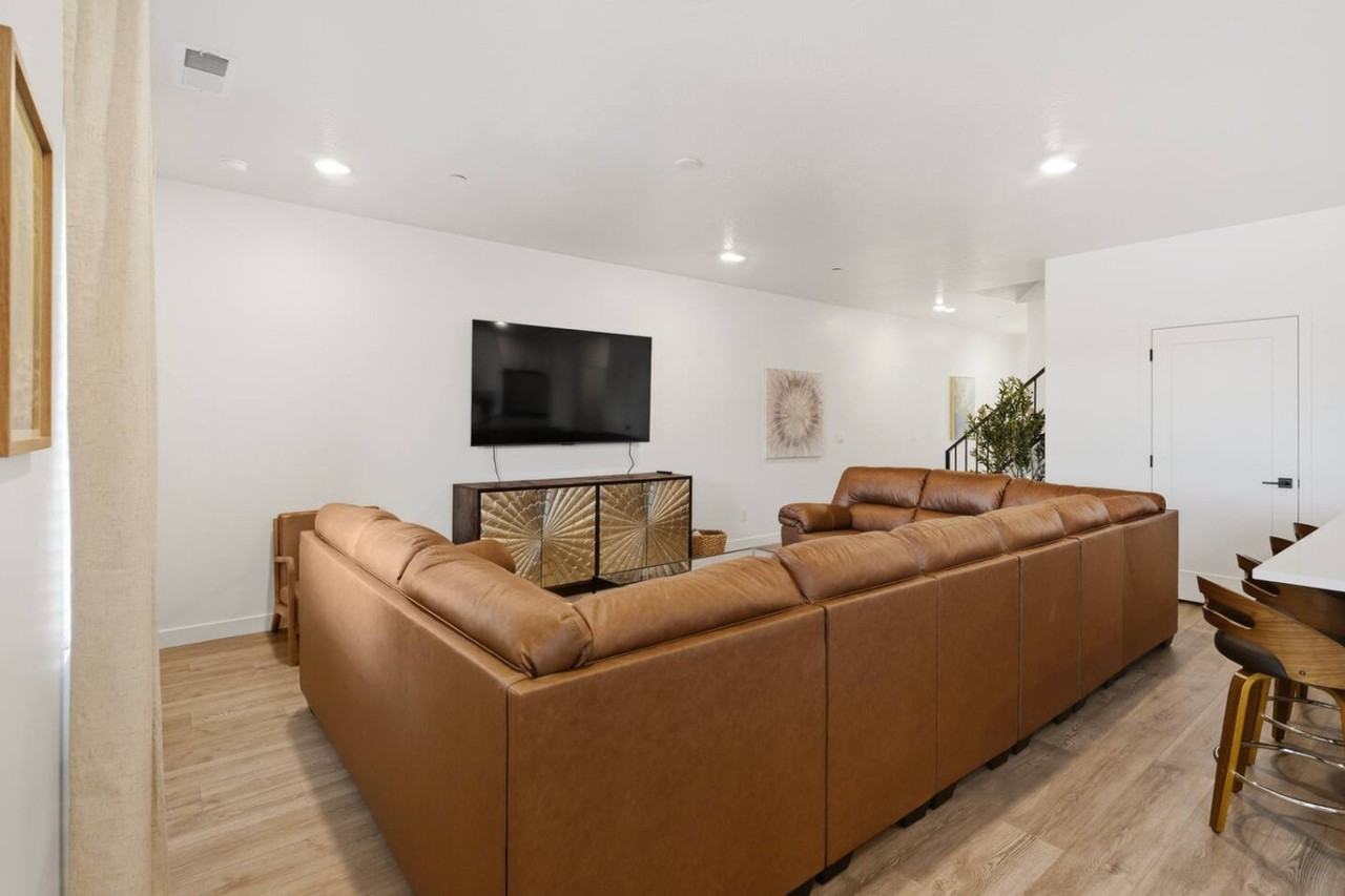 1706 S Ripple Rock Dr #1373714P - Photo 6 of 50