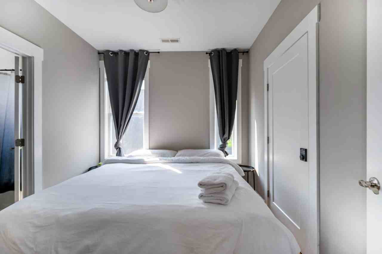 1301 Baptist World Center Dr #1385491P - Photo 3 of 4