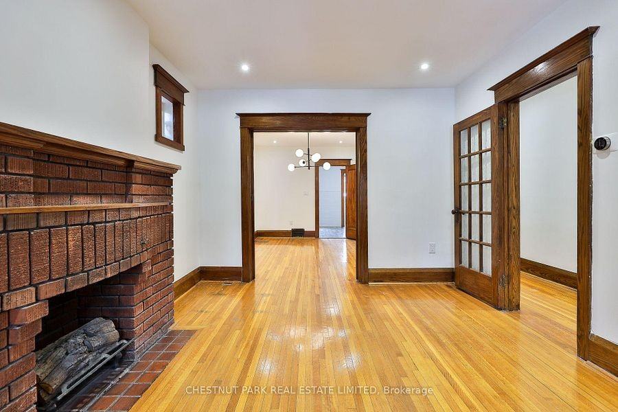 111 A Wright Avenue - Photo 6 of 32