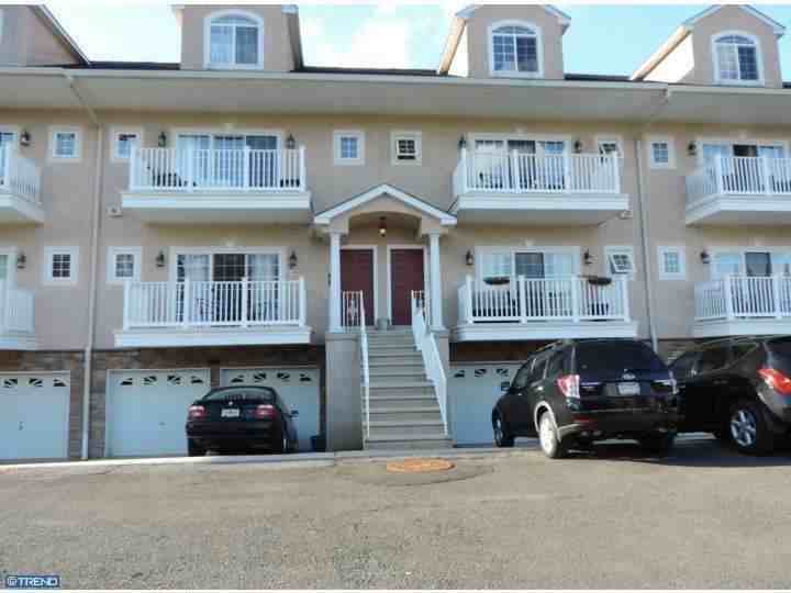 290 Byberry Rd - Photo 4 of 20