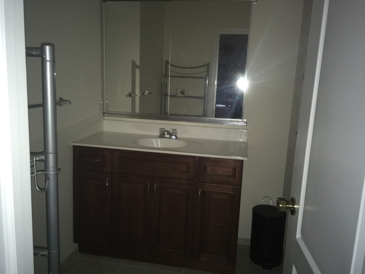 290 Byberry Rd - Photo 7 of 20