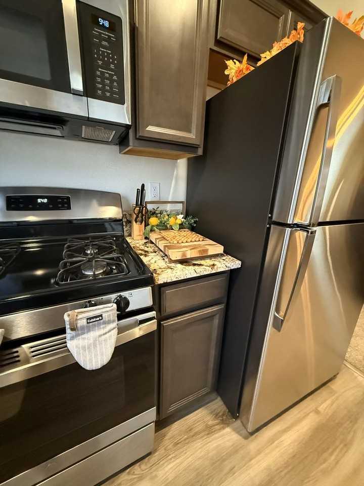 773 Crimson Cir - Photo 6 of 17