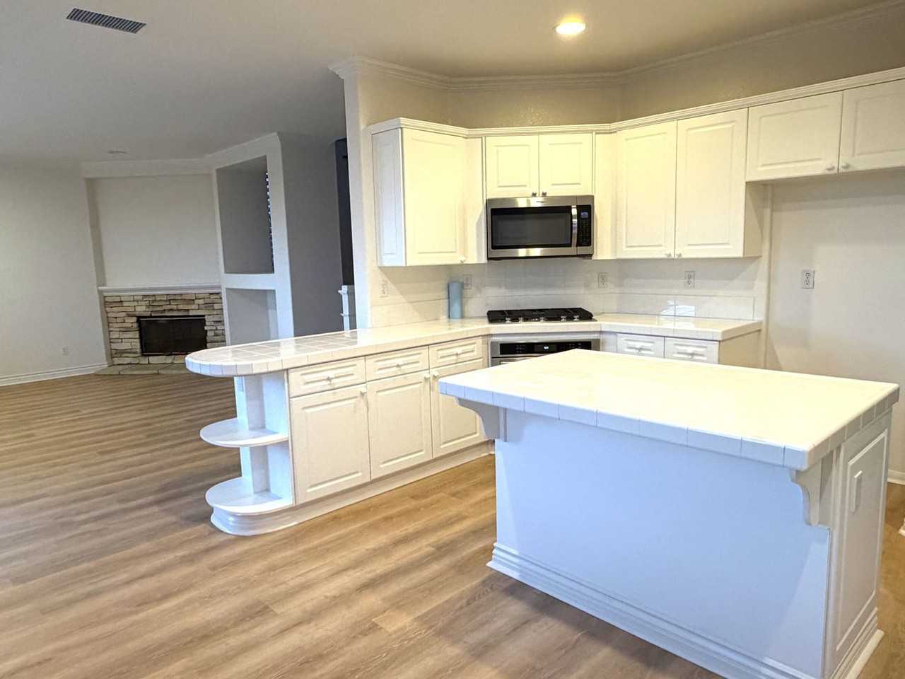 1537 Turquoise Dr - Photo 5 of 22