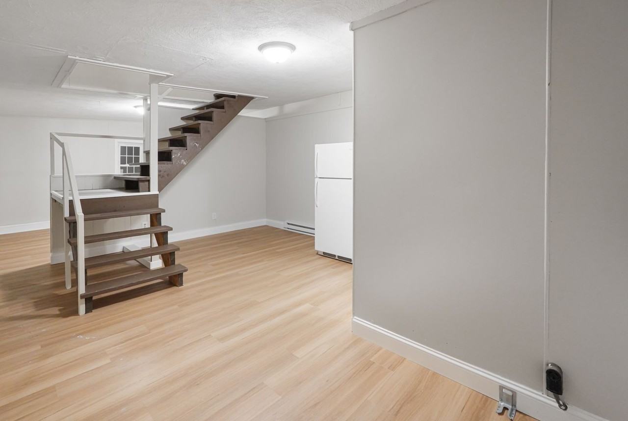 379-385 Douglas Pike - Photo 4 of 34