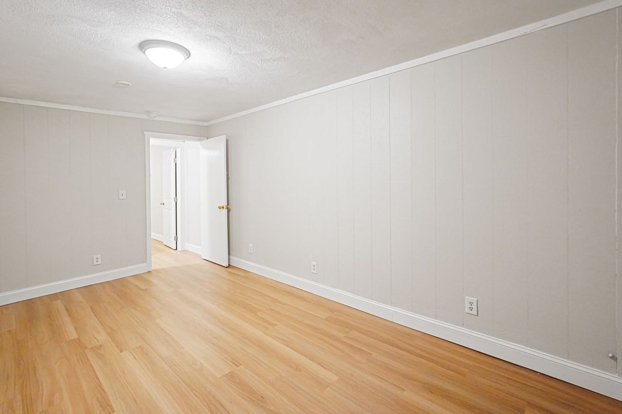 379-385 Douglas Pike - Photo 7 of 34