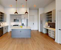 featured image of 827 Waverly Drive