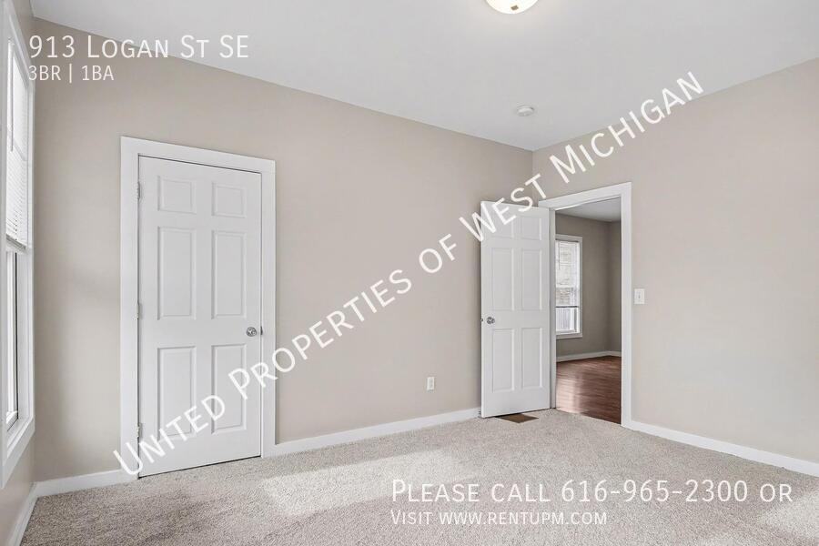 913 Logan St Se - Photo 7 of 27