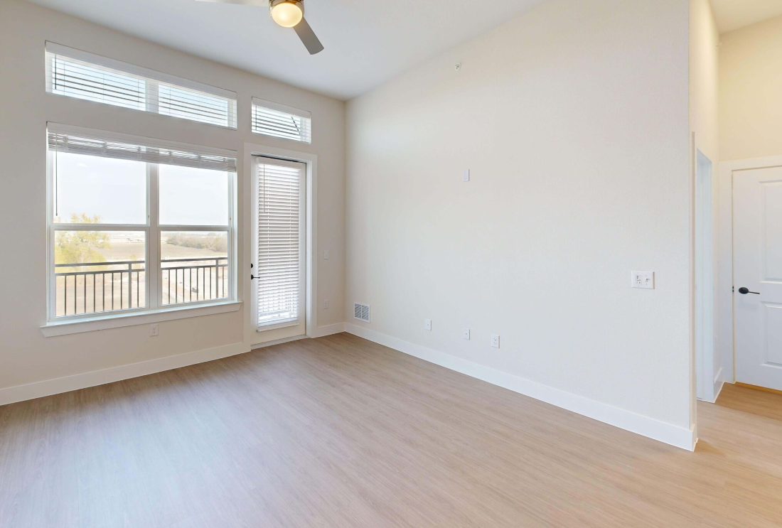 827 South Waverly Drive #20.118 - Photo 4 of 12