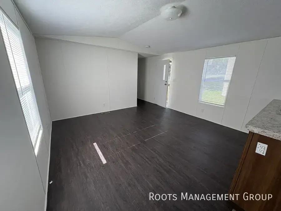 116 Northfork Dr #116N - Photo 3 of 12