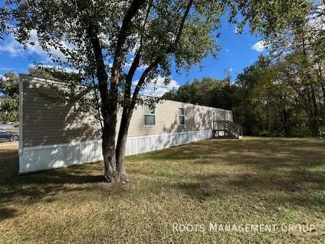 126 Northfork Dr #126N - Photo 2 of 12