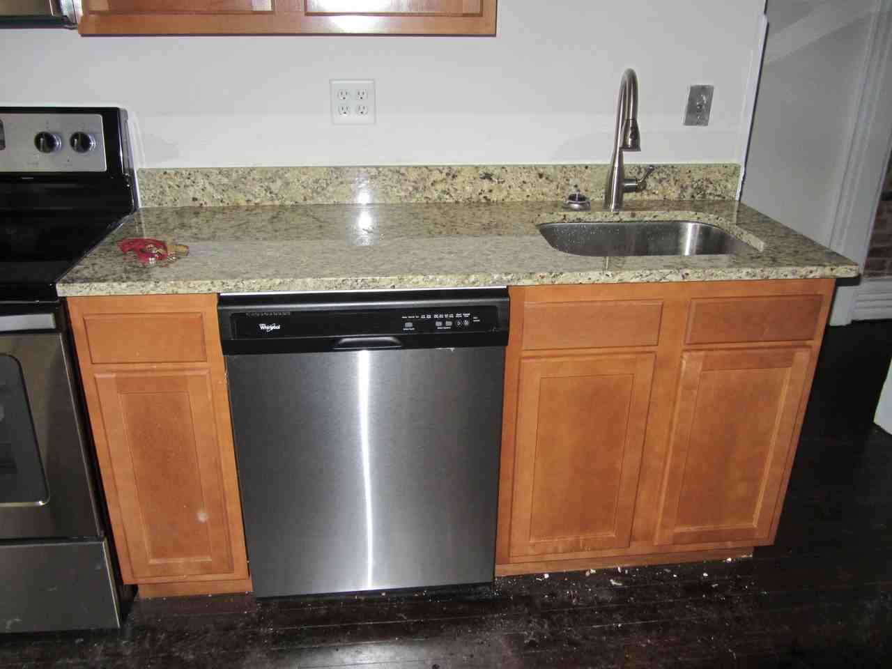 Wilber Ave 226-228 MLR - Photo 6 of 25