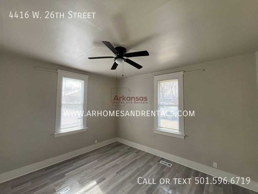 4416 W 26th St - Photo 7 of 16