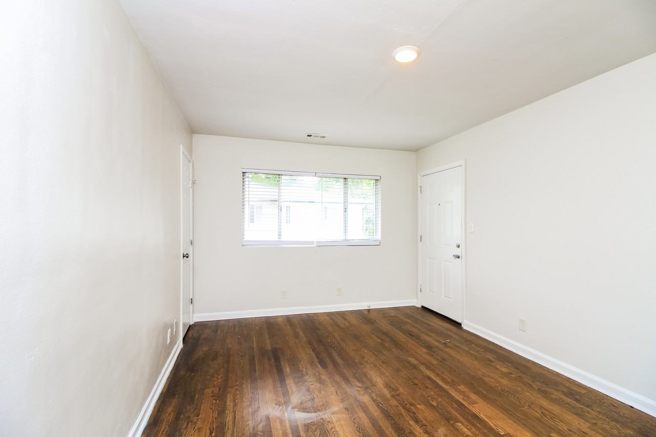 615 3rd Ave #F22 - Photo 5 of 10