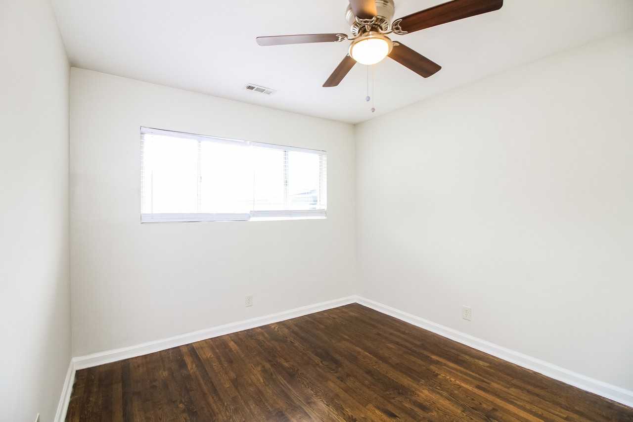 615 3rd Ave #F22 - Photo 7 of 22