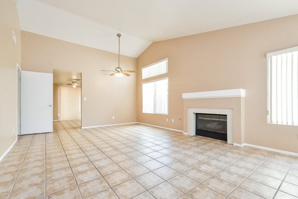 1707 Black Hills Way - Photo 5 of 16
