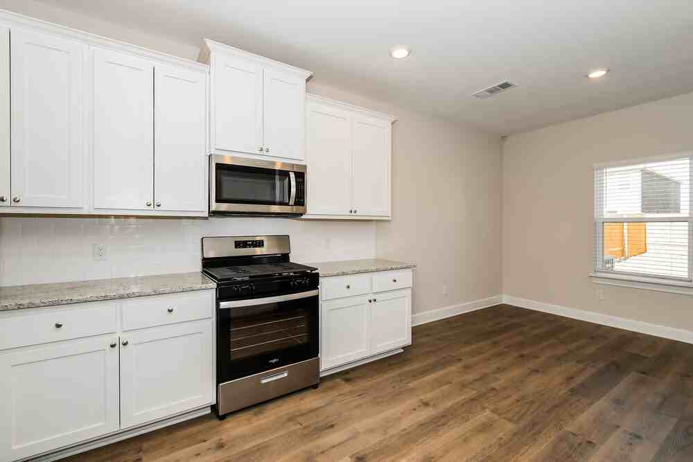 1210 Princeton Hts - Photo 7 of 17