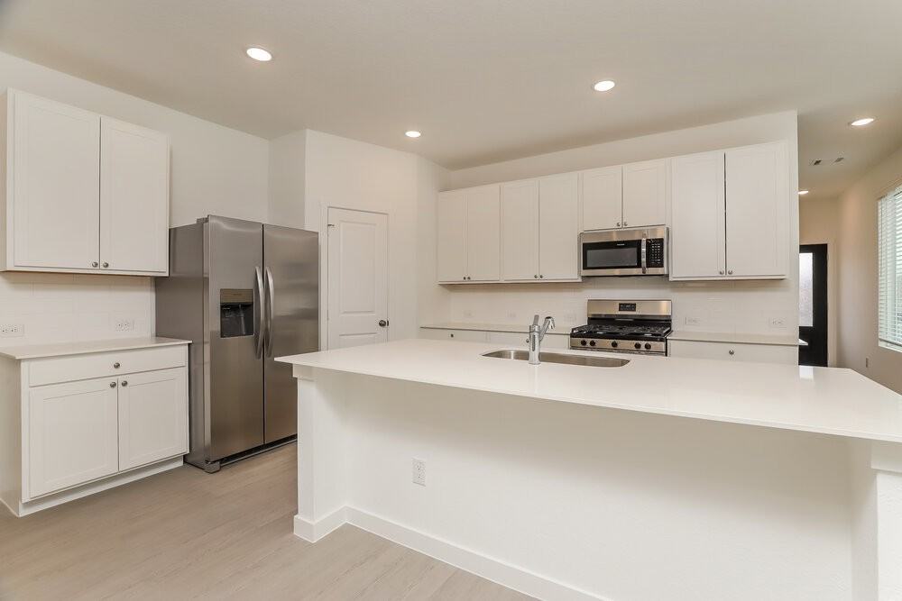 15554 Crescent Pne - Photo 7 of 17