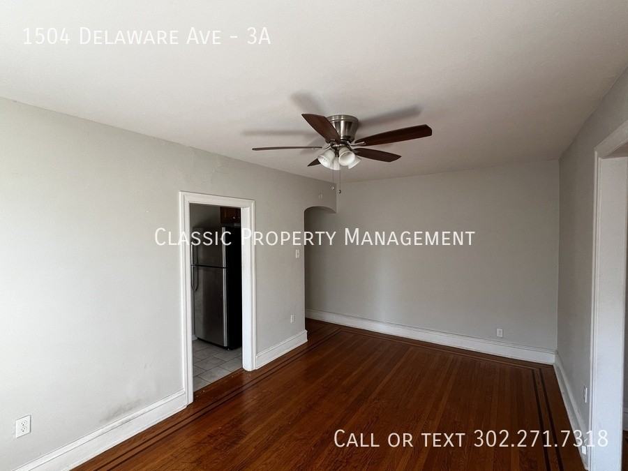 1504 Delaware Ave #3A - Photo 4 of 20