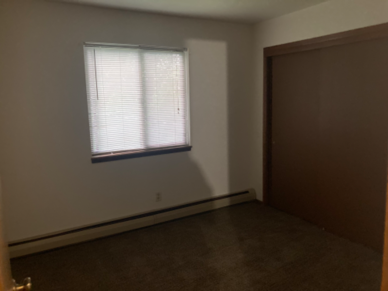 10628 W Bobolink Ave - Photo 7 of 20