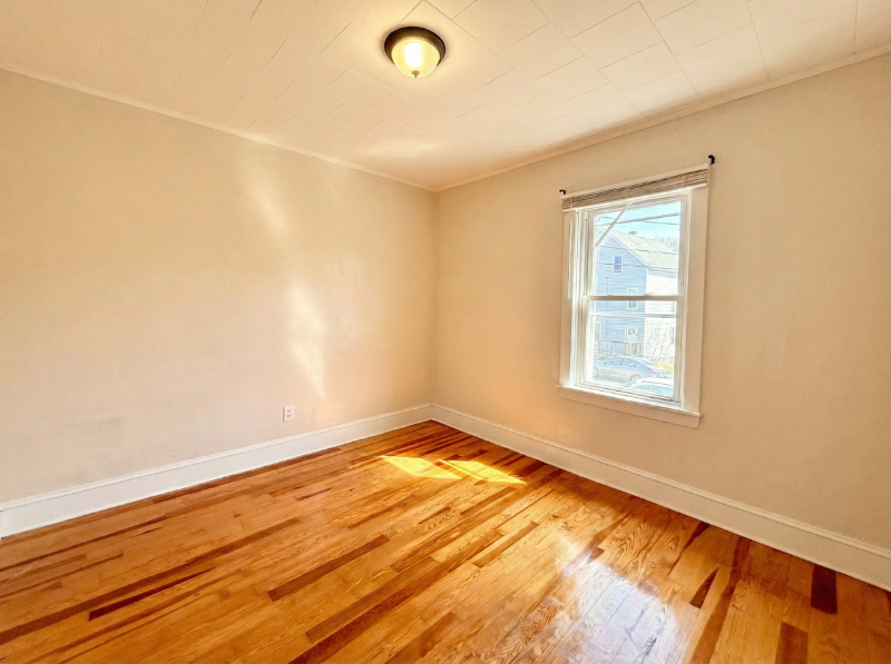 45 Slater St #1 - Photo 3 of 13