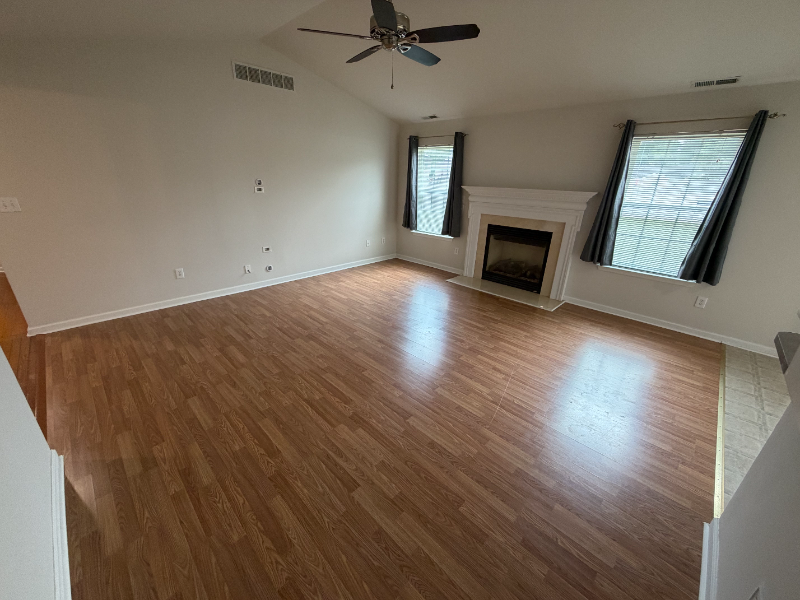 45 Anchor Ln - Photo 4 of 27