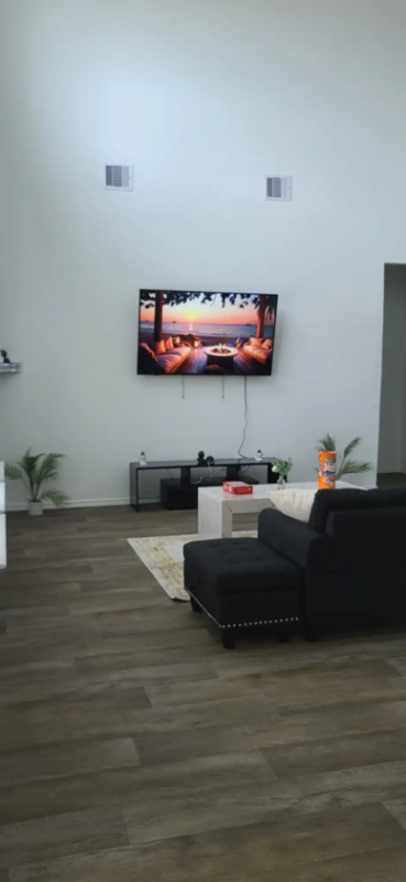 7403 Canyon Stream St - Photo 3 of 14