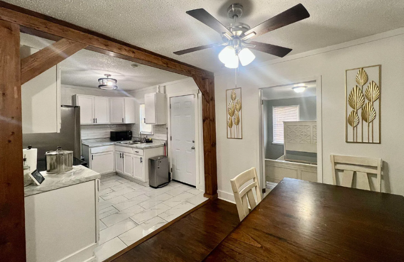 847 Marianna St - Photo 3 of 9