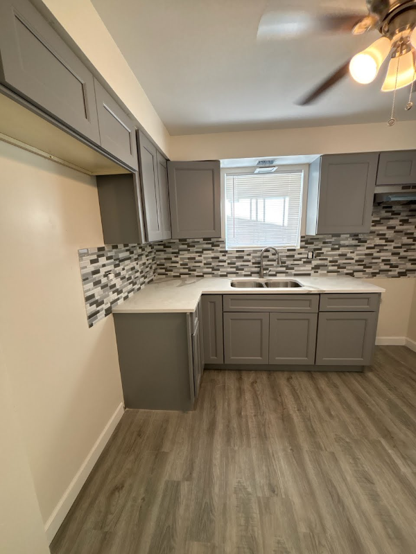 14605 Des Plaines St #1E - Photo 2 of 5