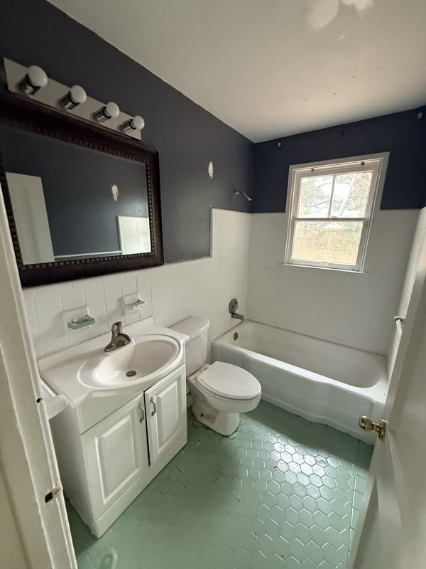 1316 Woodbine St - Photo 3 of 13