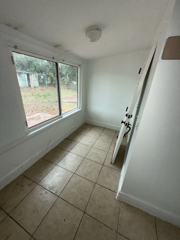 1316 Woodbine St - Photo 6 of 13