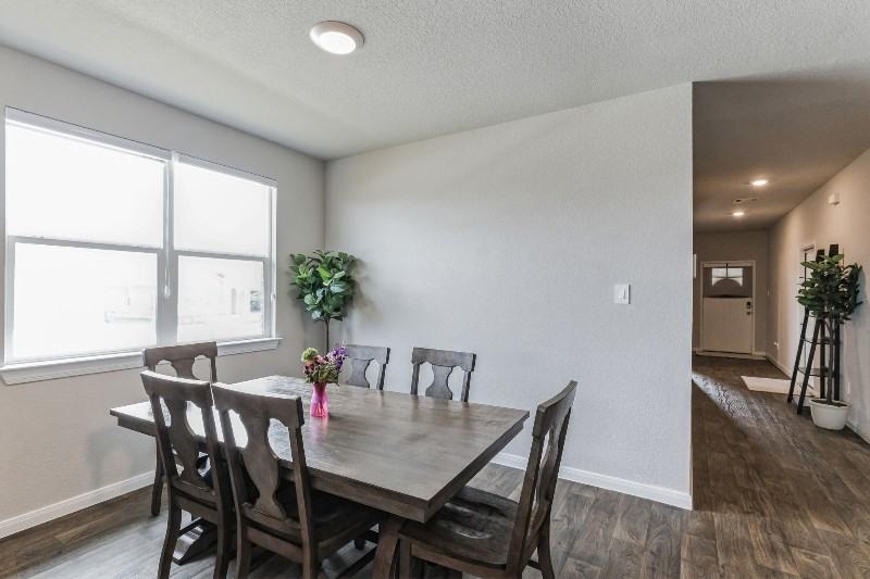 104 Docile Loop - Photo 5 of 20