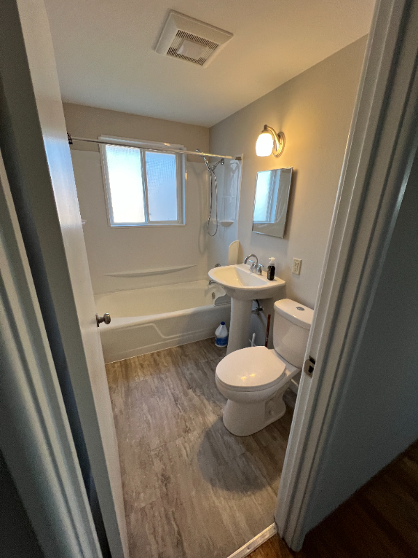 2201 Catalpa Rd #D - Photo 2 of 16