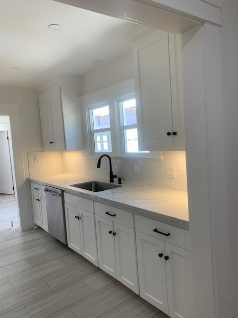 435 E Yale Ave - Photo 4 of 20