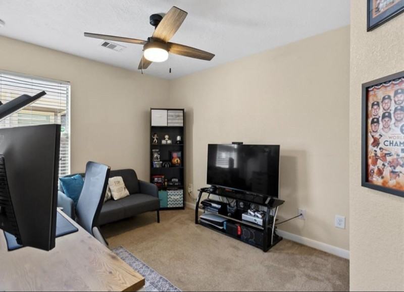 16535 Burnell Oaks Ln - Photo 6 of 21