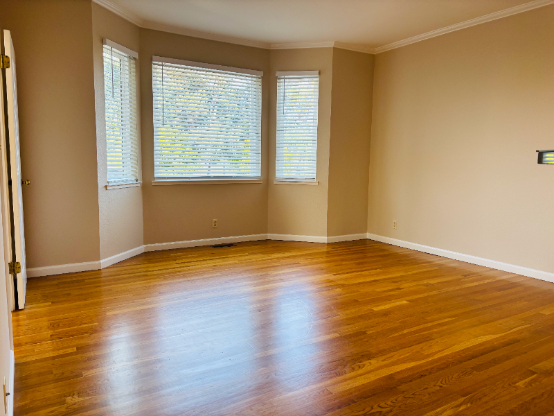 242 N San Pedro Rd - Photo 4 of 23