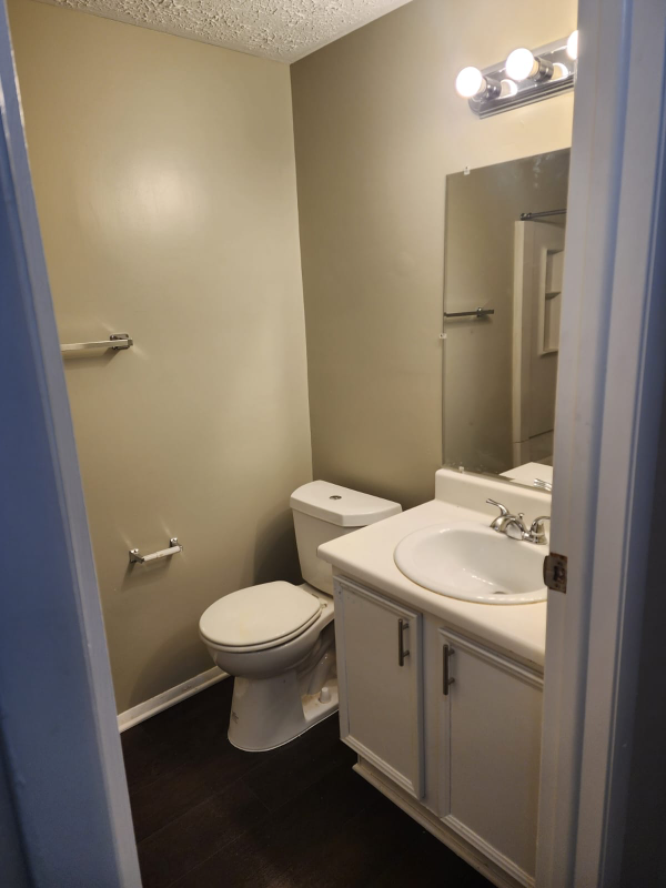 12415 Hickory Tree Way - Photo 4 of 18