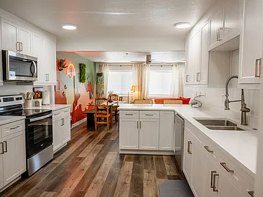 380 E Utah Ave - Photo 2 of 14