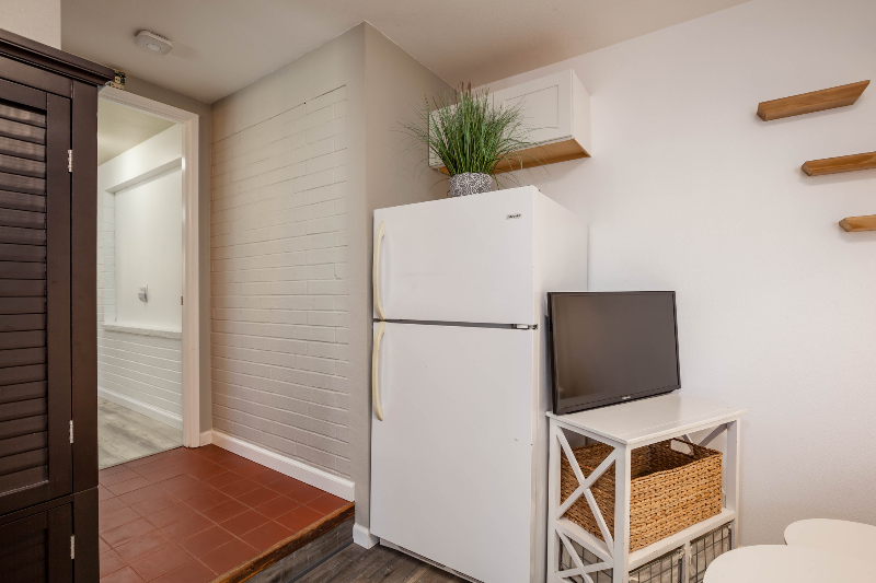 1903 E Main St - Photo 7 of 11