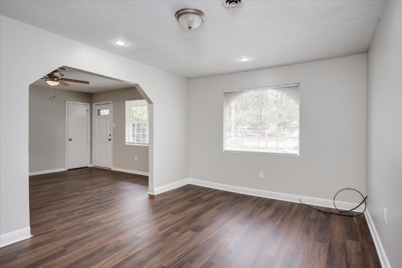 2922 Dahlia Dr - Photo 7 of 17