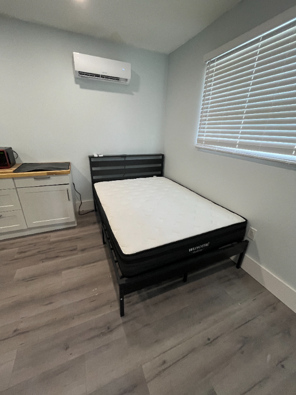 740 Jenkins St - Photo 2 of 11