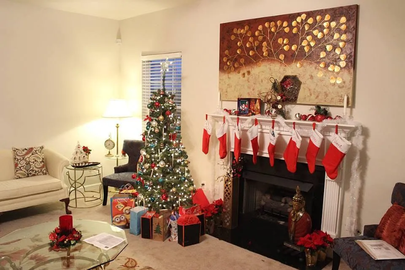 788 Gloucester Ln - Photo 2 of 11