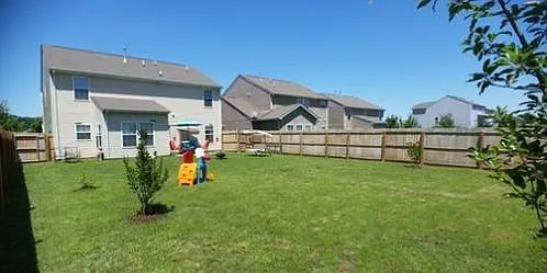 788 Gloucester Ln - Photo 7 of 11