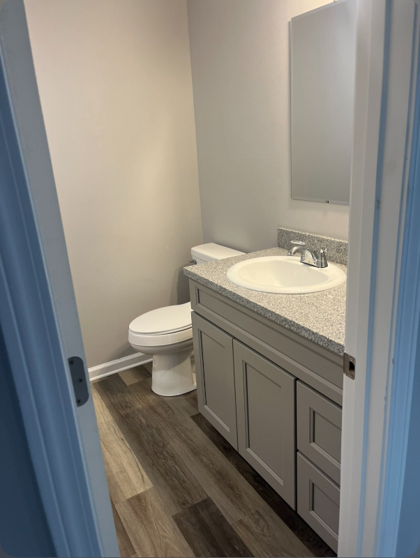 202 Iris St #AL - Photo 4 of 4