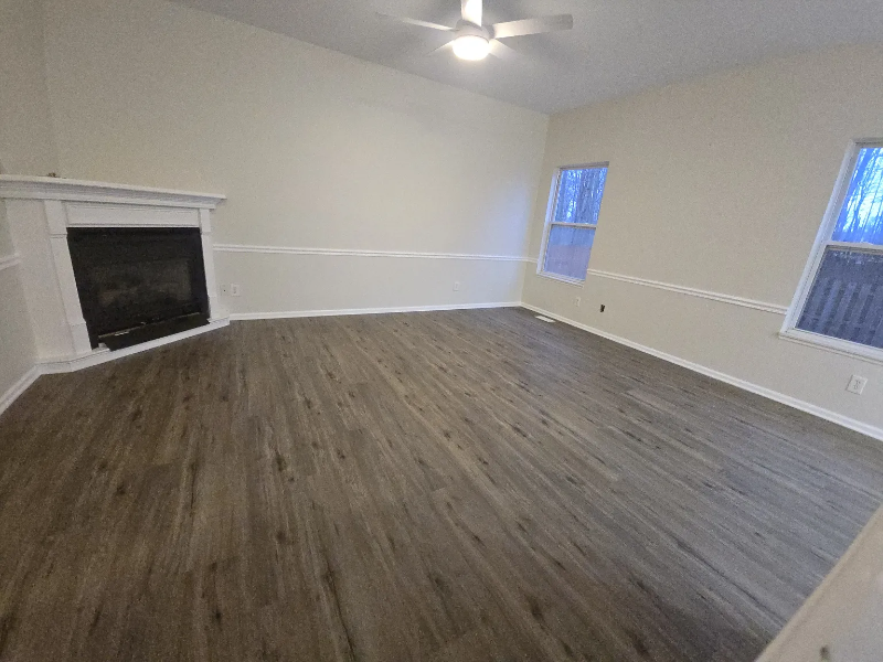 676 Grove Cir - Photo 5 of 20