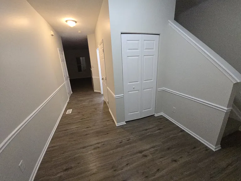 676 Grove Cir - Photo 6 of 20