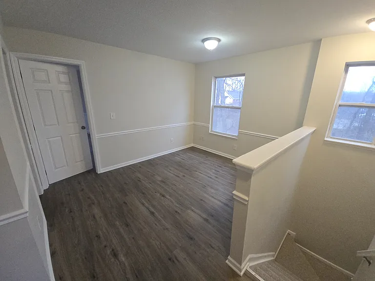 676 Grove Cir - Photo 7 of 20